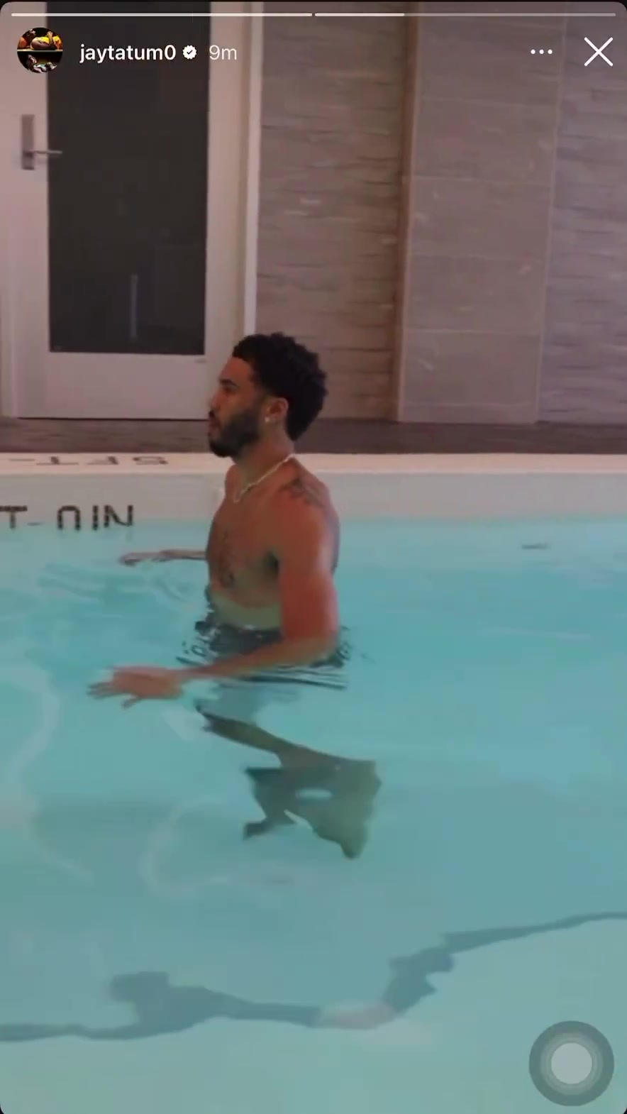 跟腱撕裂50多天！塔图姆晒视频 在泳池中行走&amp;开始术后康复之旅